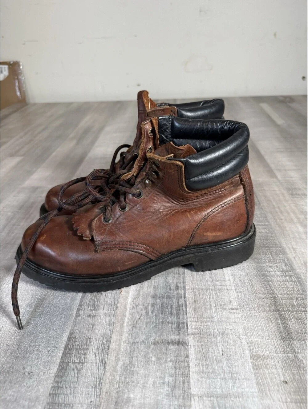 Vintage Red Wings Leather Work Boot Safety Toe Super Sole OR Kiltie Men’s 7.5